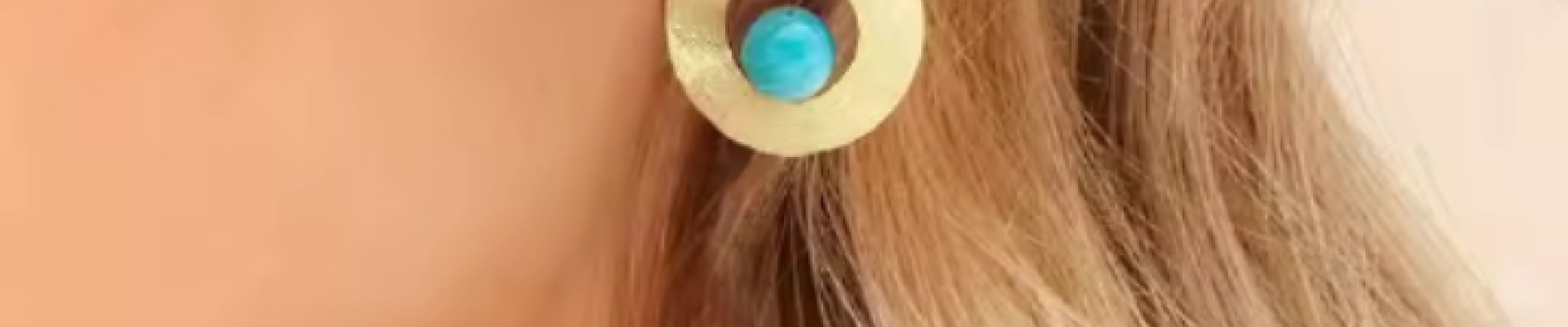 Bijuterii cu pietre prețioase: 5 secrete ca să le păstrezi strălucirea