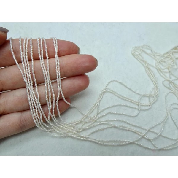 Colier pui perle cultura, colier micro perle de cultură naturale 1–1,5 mm cu închidere din argint 925 rodiat/argint 925 placat cu aur galben, 4,75 gr Colier pui perle cultura, colier micro perle de cultură naturale 1–1,5 mm cu închidere din argint 925 rodiat/argint 925 placat cu aur galben, 4,75 gr