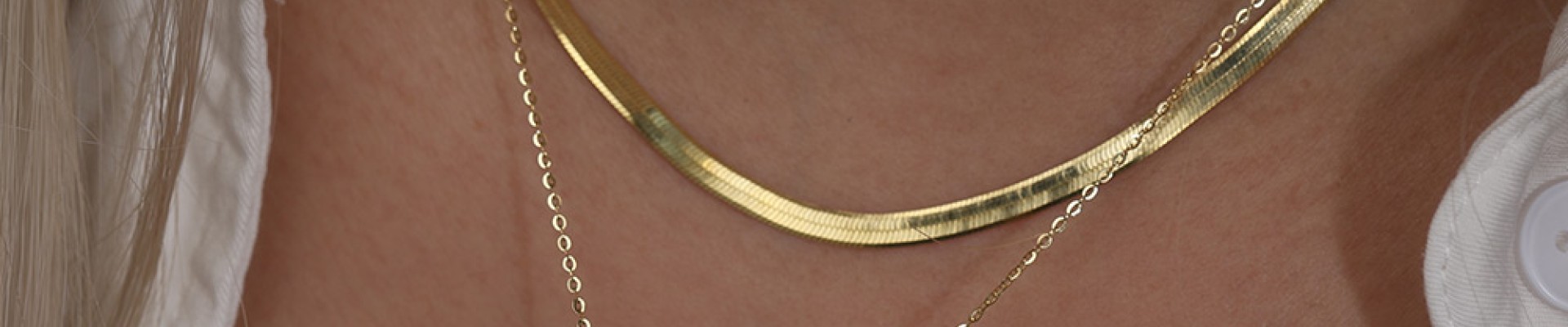 Lanțișor Argint cu Pandantiv Strălucitor Geometric | Eleganță Modernă pentru Decolteu