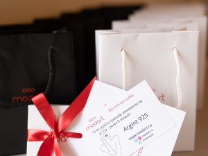 De ce mărțișoarele din argint redefinesc primăvara 2026 — eleganță, valoare și emoție care rămâne