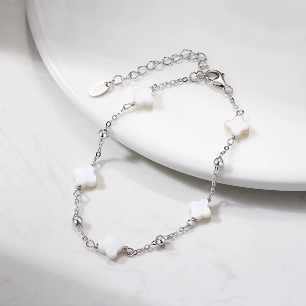 Brățară Van Luxy cu Trifoi din Sidef Natural și Biluțe din Argint – Argint Placat cu Aur sau Argint Rodiat | Mother of Pearl, argintiu/auriu, 2,02 gr