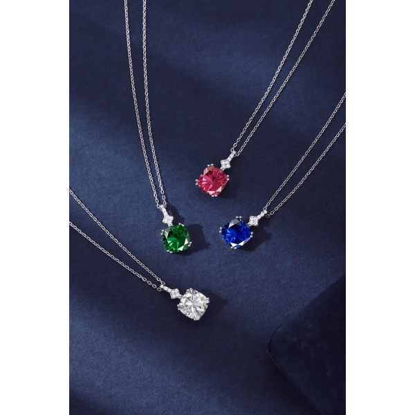 Lantisor de argint cu cristale albe si albastru safir, dama, argint 925, 40 +5 cm, 2,47 gr Lantisor de argint cu cristale albe si albastru safir, dama, argint 925, 40 +5 cm, 2,47 gr