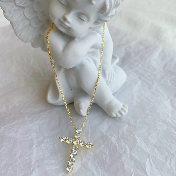 Lantisor cruce argint, dama, argint 925 placat cu aur, pandant cruce cu pietre, CROSS, 40+6cm, auriu, 2,84 gr Lantisor cruce argint, dama, argint 925 placat cu aur, pandant cruce cu pietre, CROSS, 40+6cm, auriu, 2,84 gr
