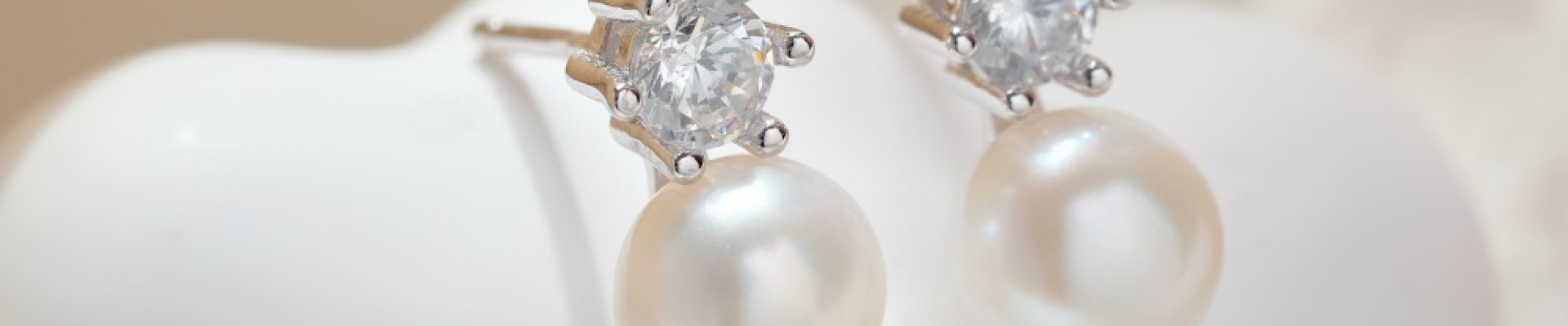 Ghid Complet pentru Alegerea Bijuteriilor Potrivite pentru Fiecare Ocazie